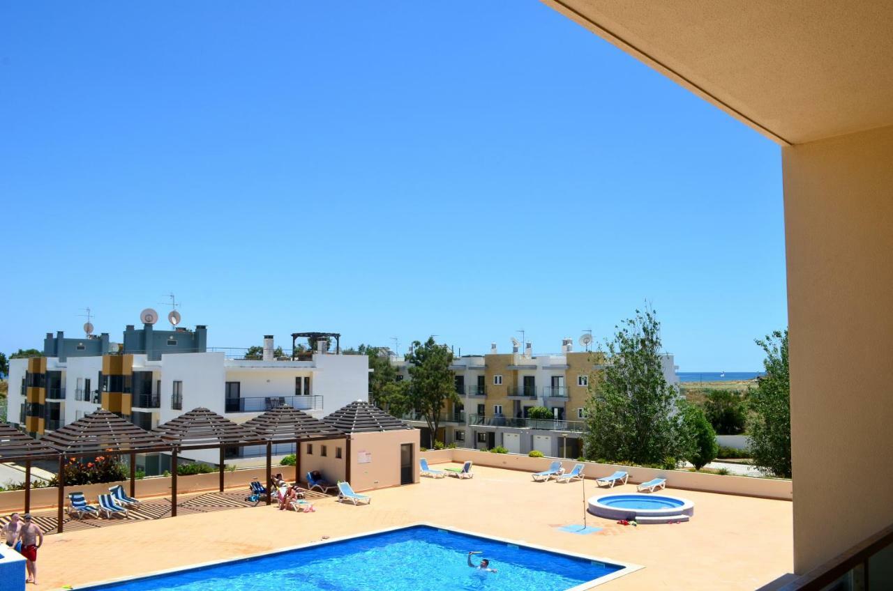 Marina Beach Apartment Лагос Екстериор снимка