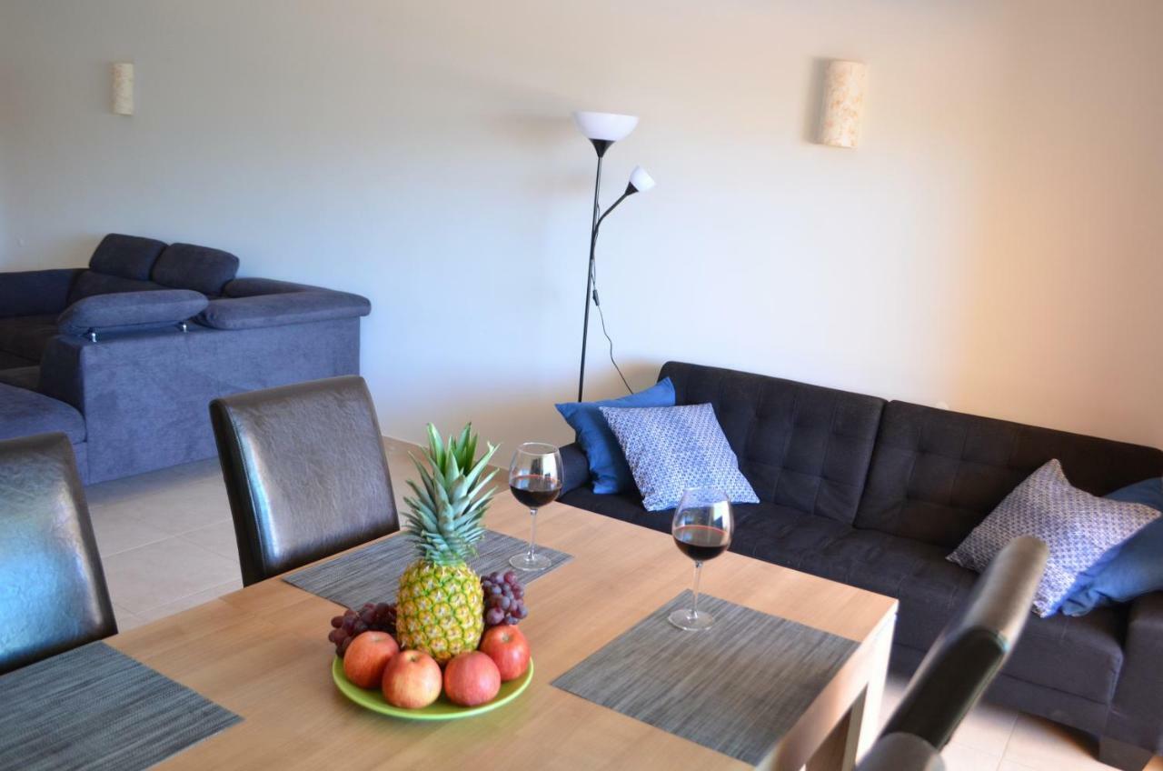 Marina Beach Apartment Лагос Екстериор снимка