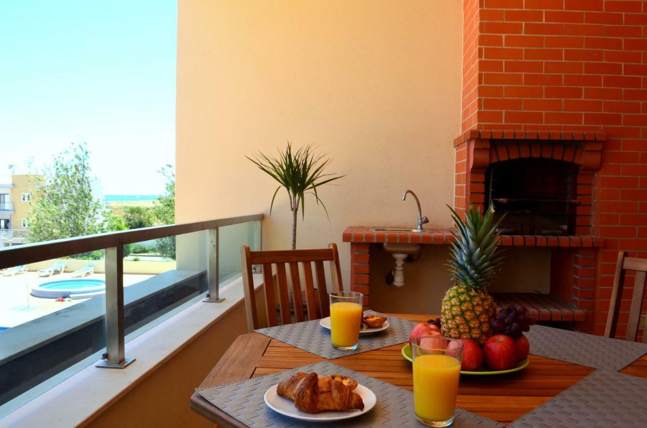 Marina Beach Apartment Лагос Екстериор снимка